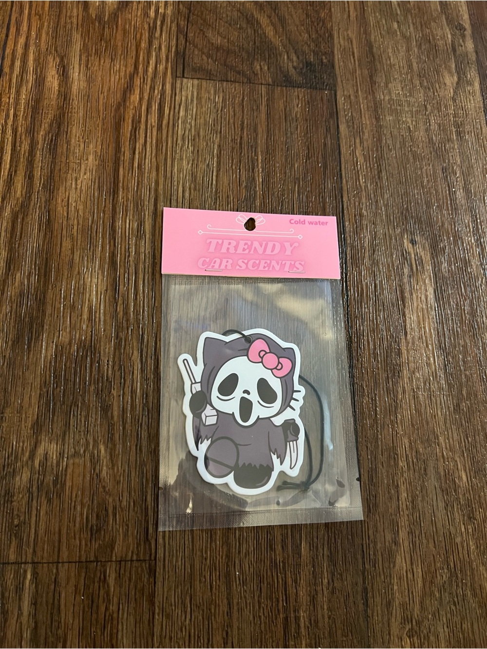 🎀👻 Hello Kitty Ghostface Car Air Freshener – Cold Water Scent